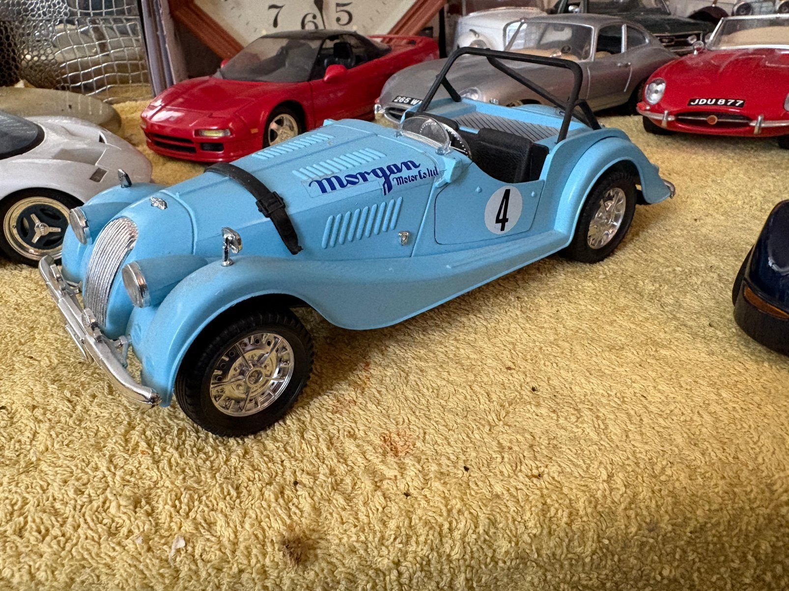2. Stuks !   MORGAN.     Maisto en Polistil.  !, Ophalen of Verzenden, Zo goed als nieuw, Maisto