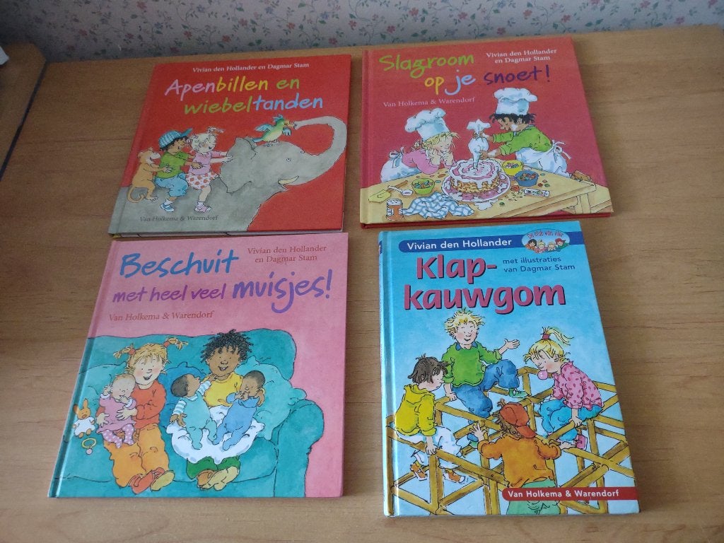 4 boeken- Vivian den Hollander en Dagmar Stam, Ophalen of Verzenden, Zo goed als nieuw, Fictie algemeen