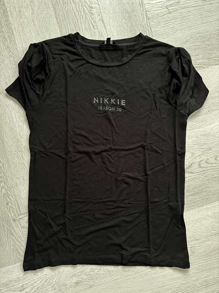 Bijna NIEUW: tshirt van Nikkie mt 36, Zwart, Ophalen of Verzenden, Zo goed als nieuw, Korte mouw