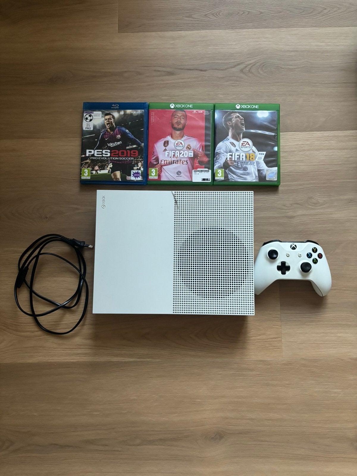 Xbox One S (500GB) met Controller, Spelcomputers en Games, ., Ophalen of Verzenden, ., Met 1 controller