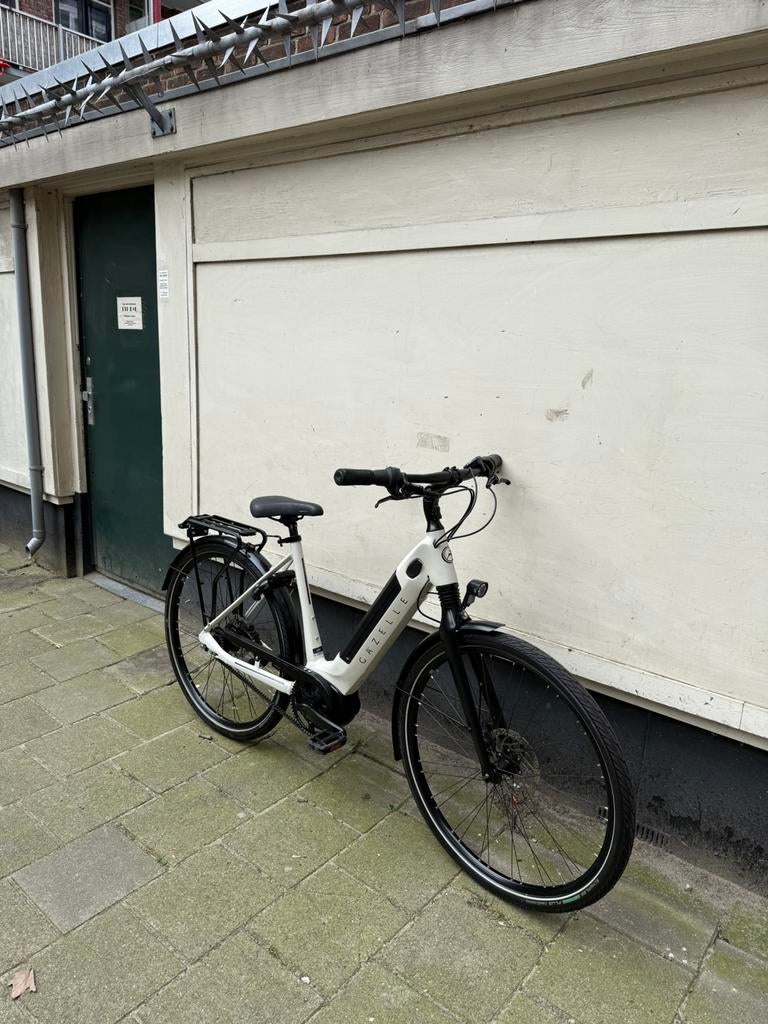 Gazelle Ultimate C8 - Bosch Als Nieuw, Fietsen en Brommers, Overige merken, Versnellingen, Zo goed als nieuw, 56 cm of meer