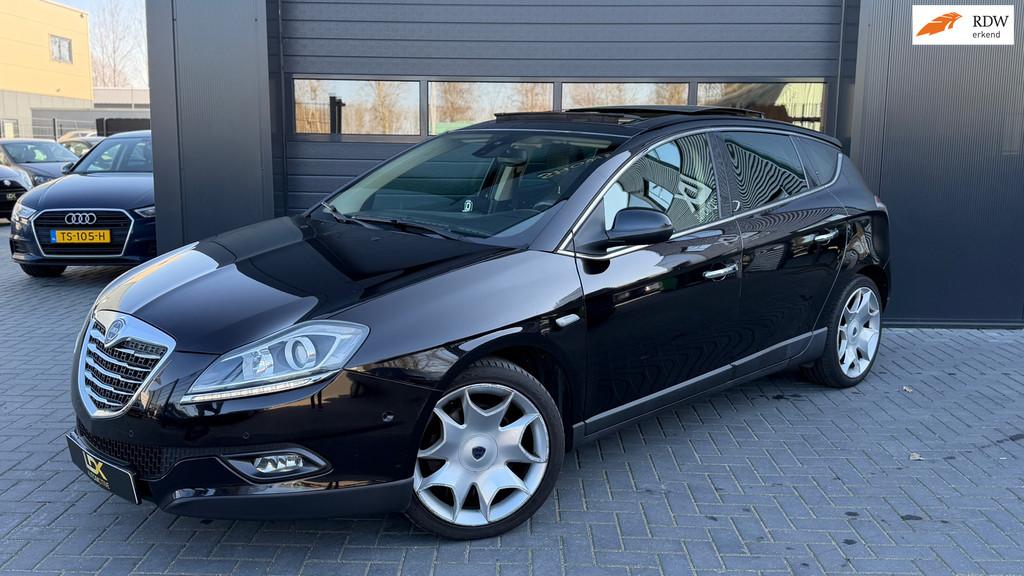 Lancia Delta 1.8-16V Di Executive Automaat|Pano|Airco, Euro 5, Gebruikt, Zwart, Leder