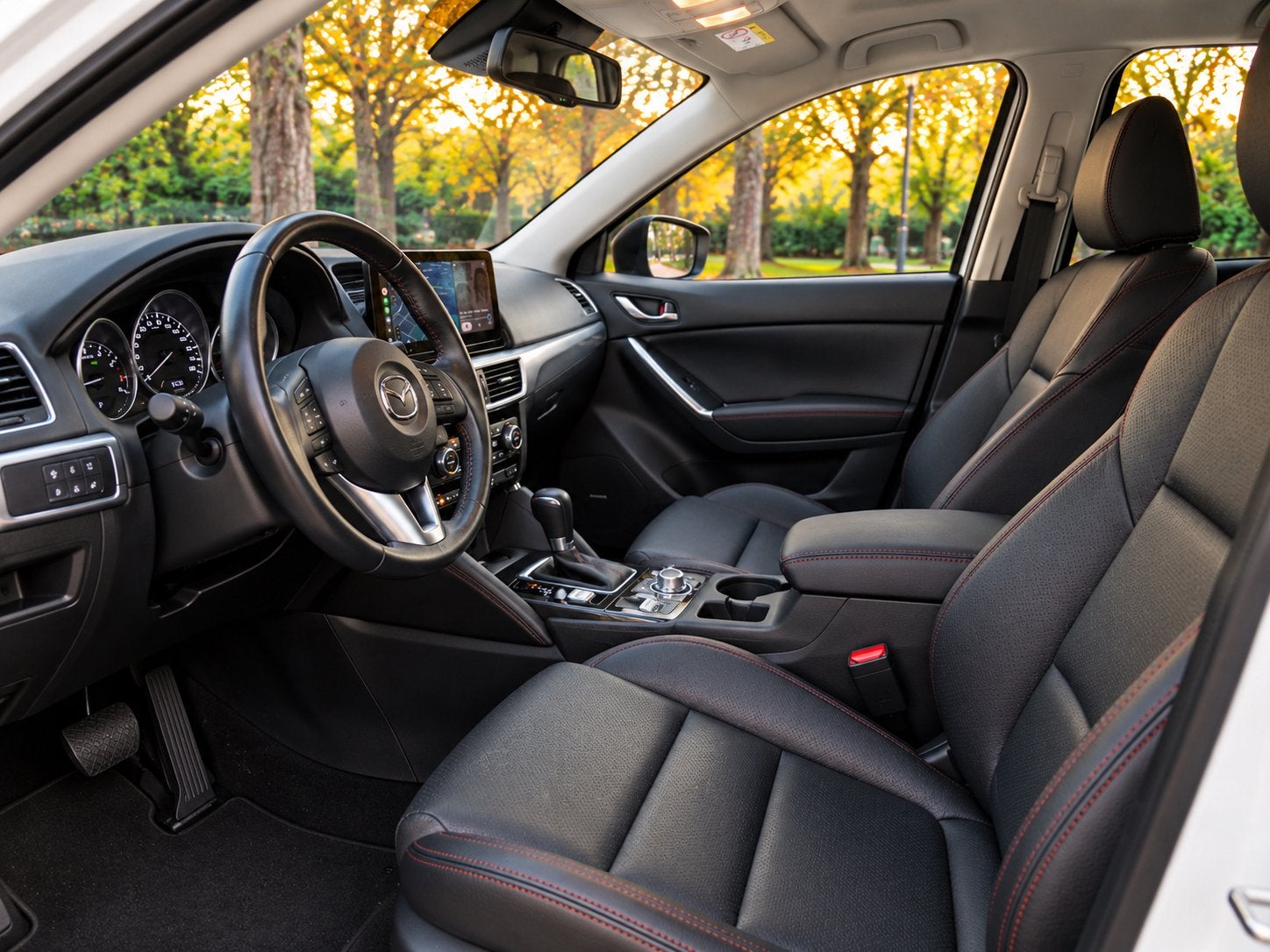 Foto 8 van Mazda CX-5 2.0 SkyActiv Automaat | Camera | CarPlay | Leder