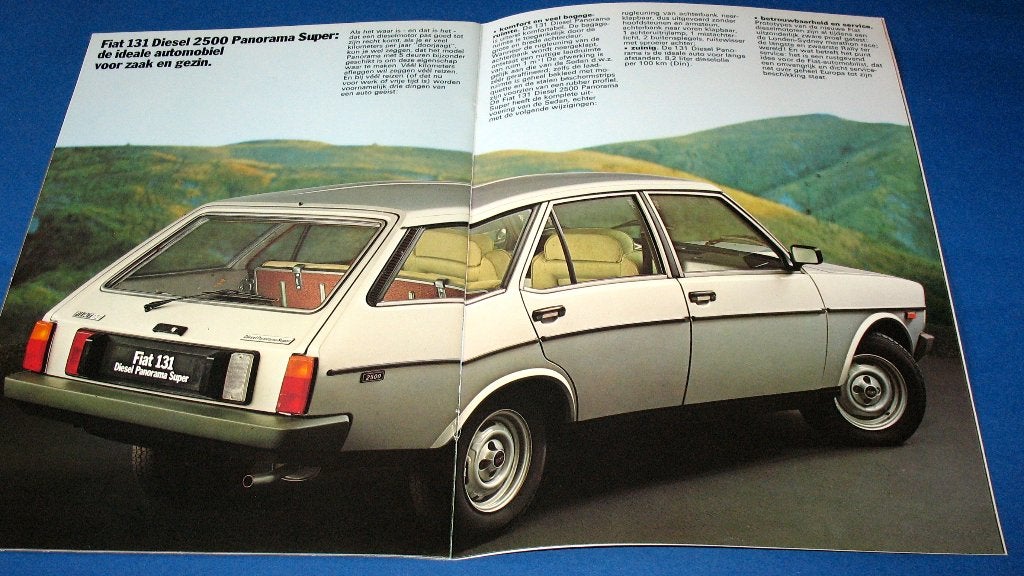 Folder autofolder Fiat Diesel 131 2500 Super panorama 132, Nieuw, Ophalen of Verzenden, Overige merken, Fiat