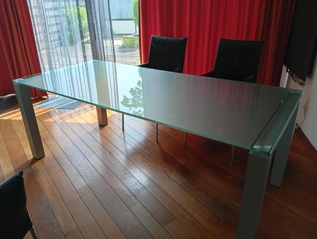 Grote glazen eettafel met stalen poten evt. met stoelen, Ophalen, Gebruikt, 50 tot 100 cm, Vijf personen of meer
