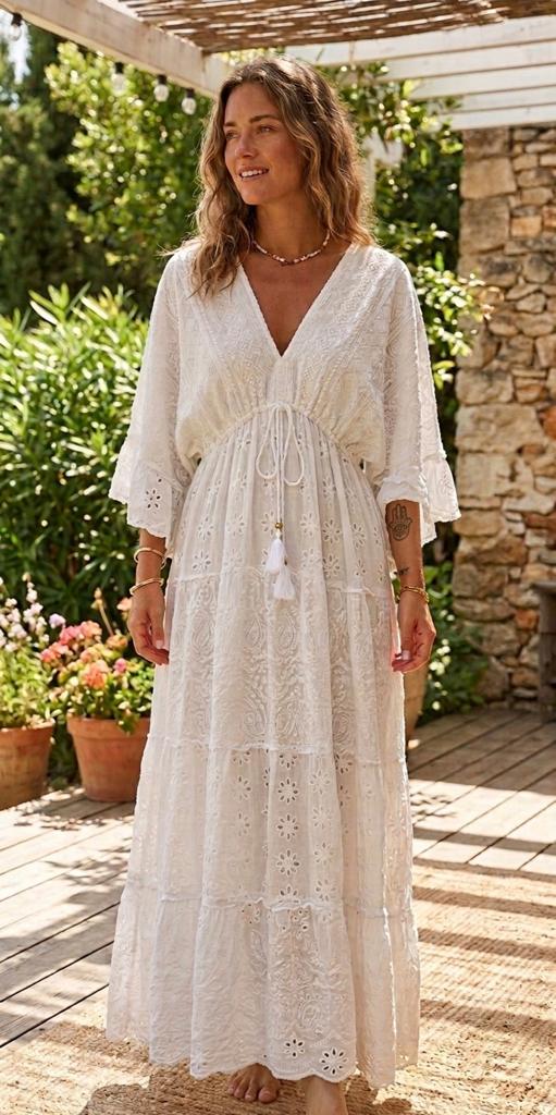 Nieuwe witte maxi jurk met borduursels, maat XL, Kleding | Dames, Jurken, Wit, Maat 42/44 (L), Nieuw, Ophalen of Verzenden