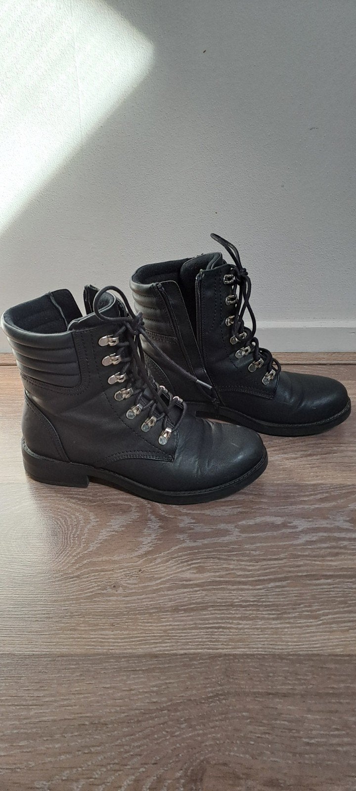 Dames laarzen / veterboots Maat 39, Zwart, Lage of Enkellaarzen, Ophalen of Verzenden, Zo goed als nieuw
