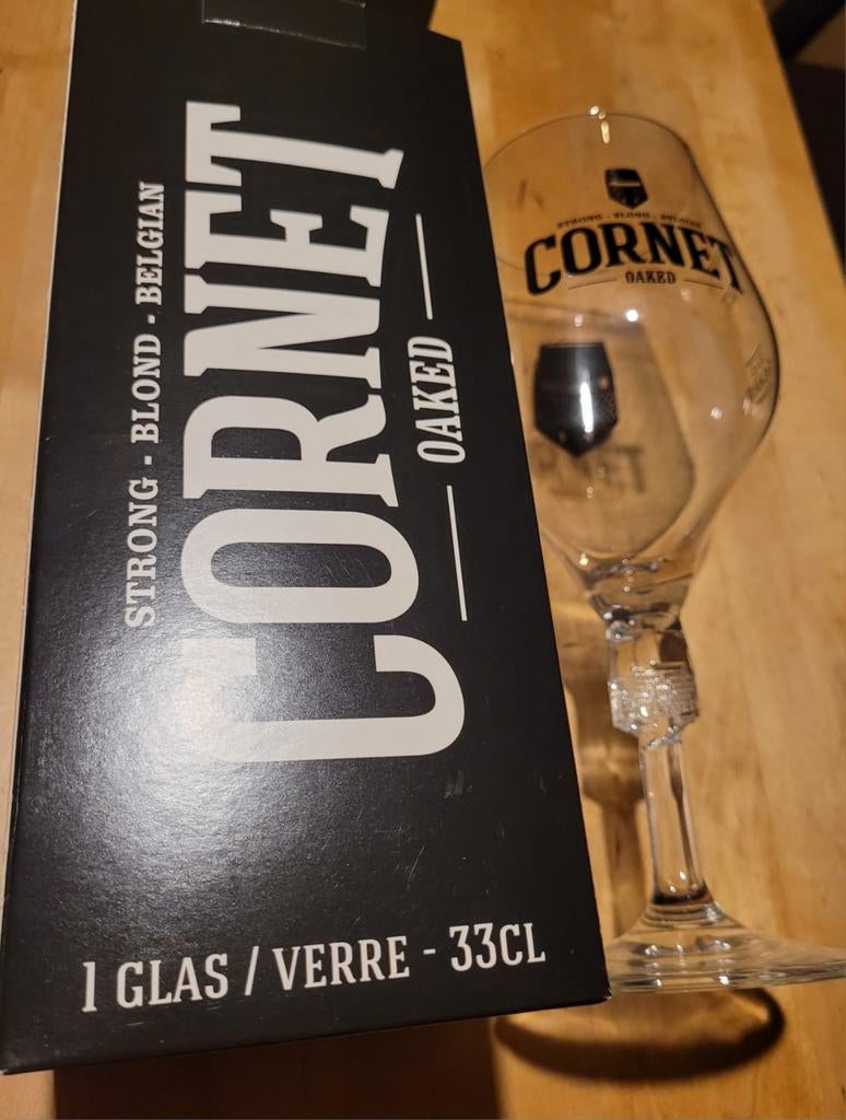 Cornet oaked bierglas 33 cl speciaal bier, Verzamelen, Ophalen of Verzenden, Zo goed als nieuw, Bierglas