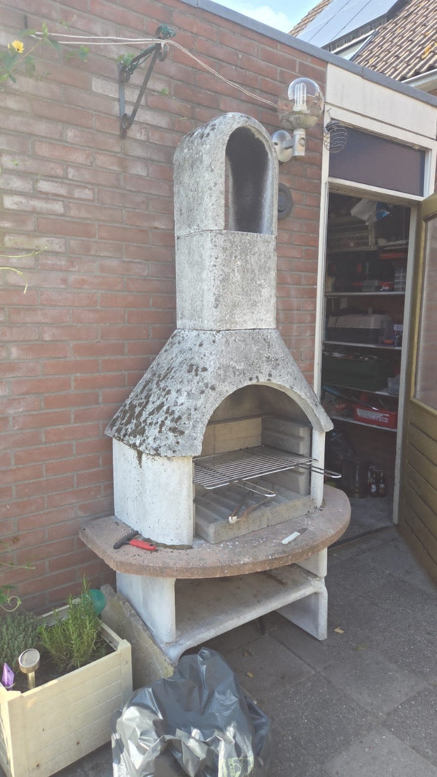 Grote stenen buiten BBQ - GRATIS AF TE HALEN, Ophalen, Gebruikt, Onbekend