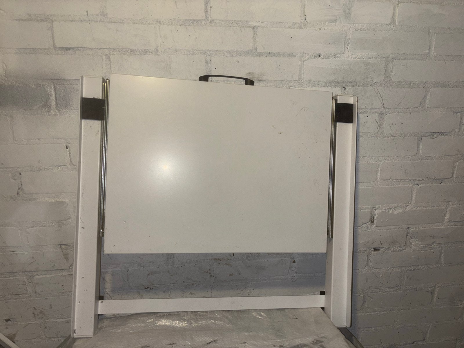 Tussen tafel wasmachine en droger, Ophalen, Gebruikt, Minder dan 85 cm