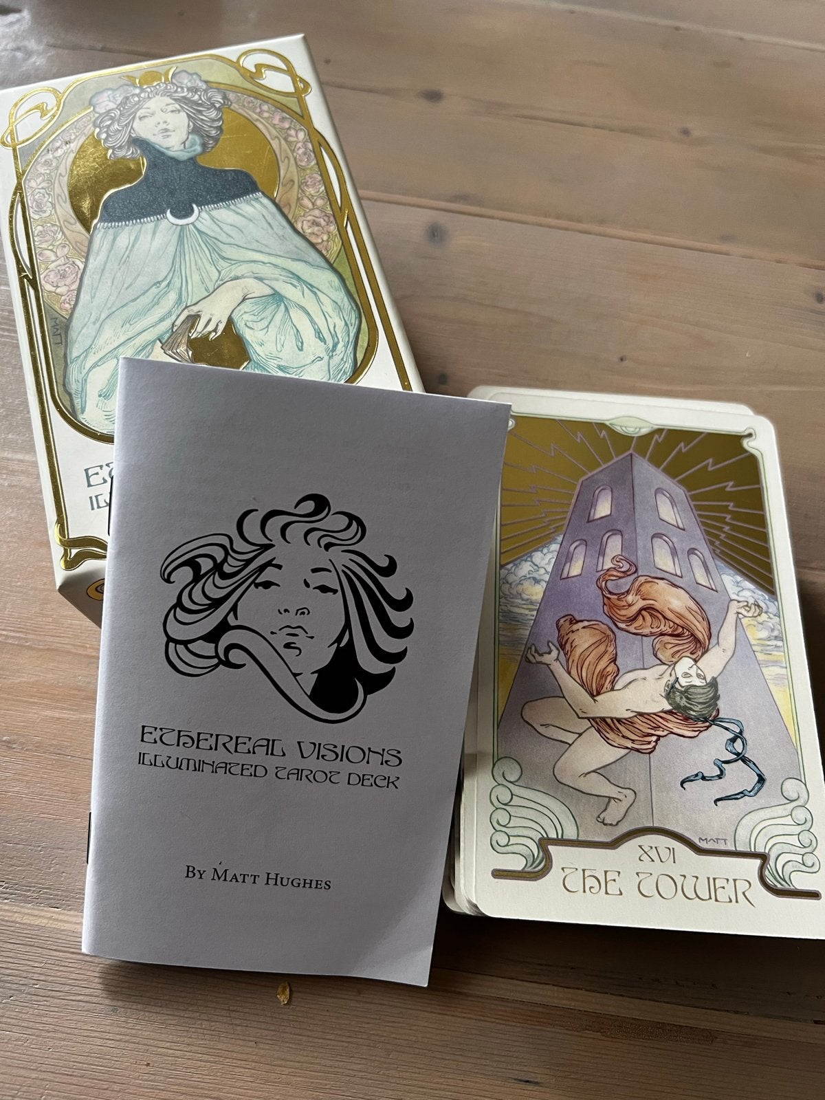Ethereal Visions Illuminated Tarot Deck - Matt Hughes, Een of twee spelers, Ophalen of Verzenden, Zo goed als nieuw