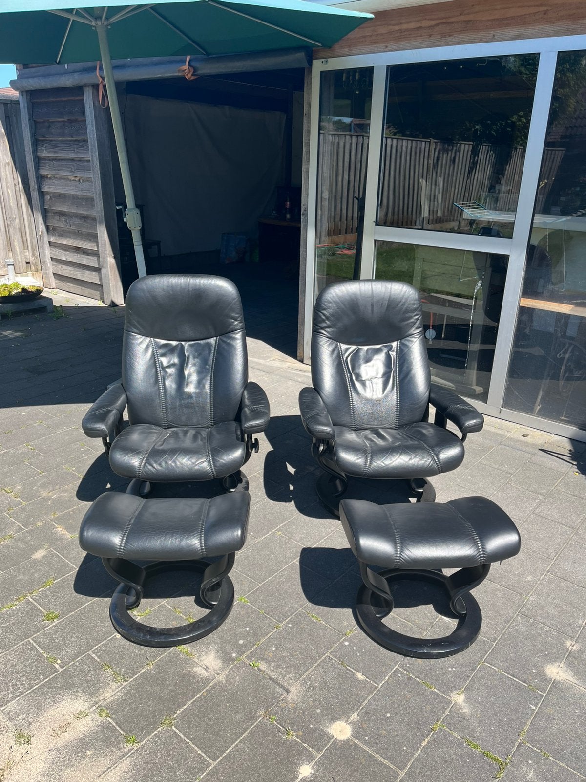 Stressles fauteuils + hockers, Huis en Inrichting, Ophalen, Gebruikt, 50 tot 75 cm, Leer