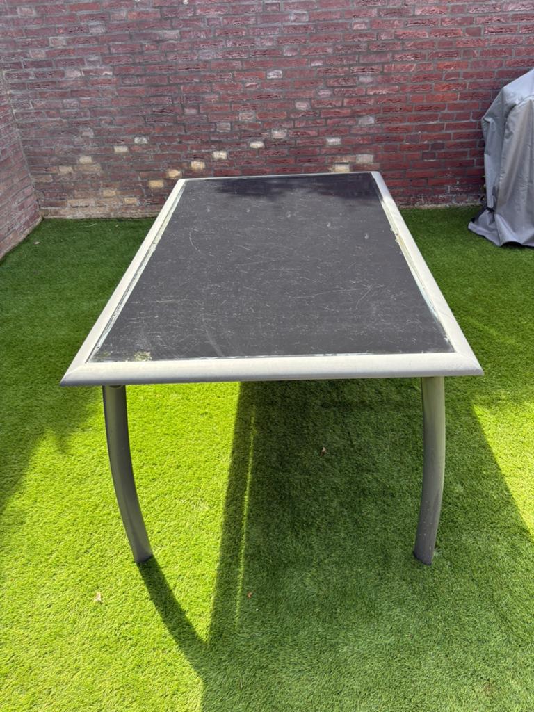Tuintafel GRATIS, Ophalen, Zo goed als nieuw, Rechthoekig