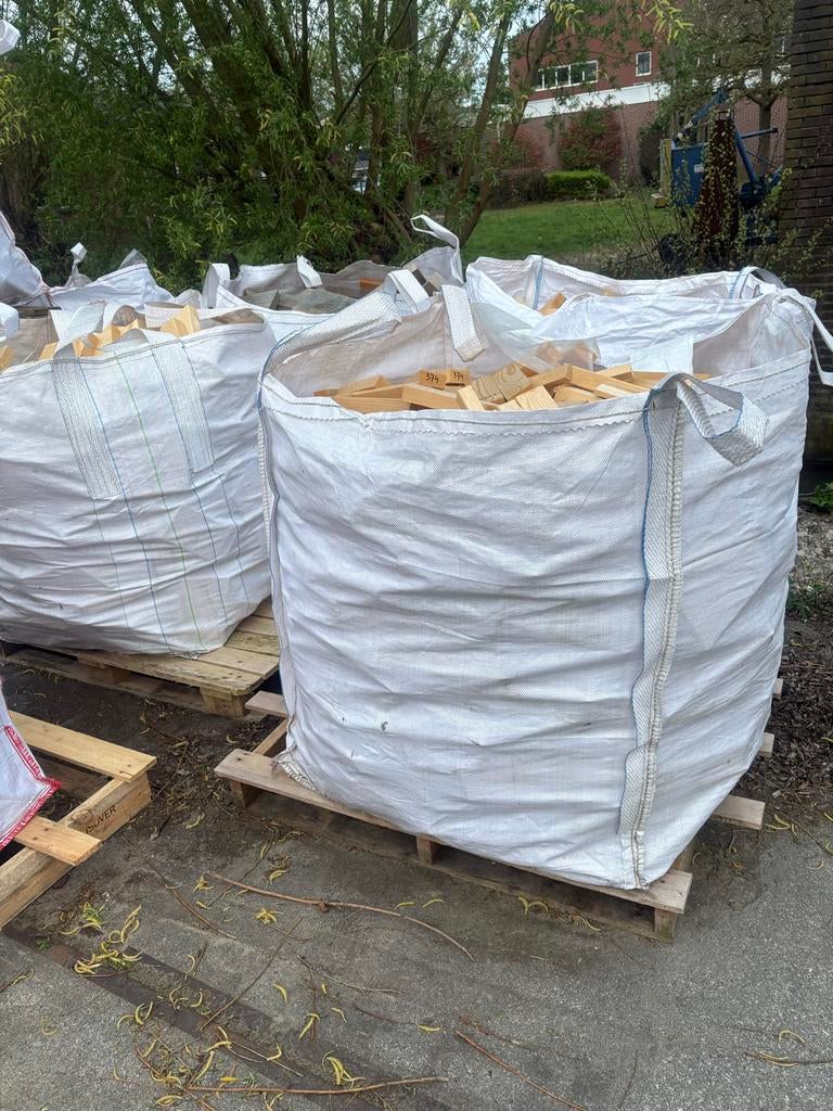 Kachelhout. Stookhout. Brandhout., Tuin en Terras, Haardhout, Minder dan 3 m³, Ophalen, Overige houtsoorten, Blokken