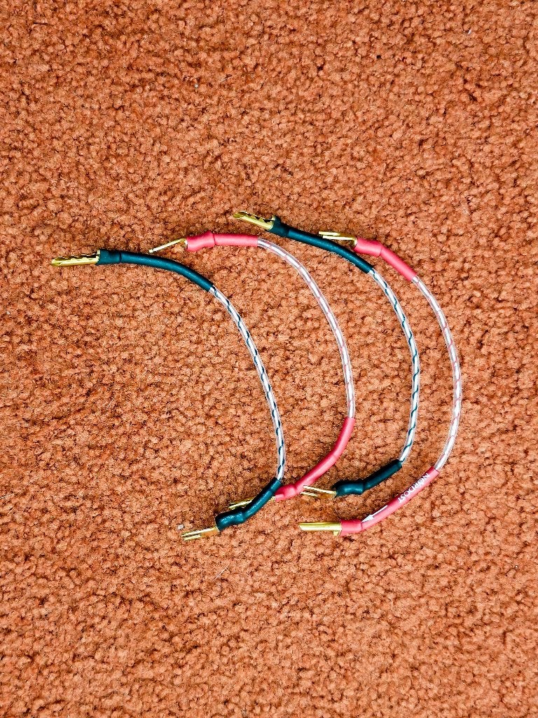 Nordost serie Norse luidspreker jumpers, Audio, Tv en Foto, Ophalen of Verzenden, Zo goed als nieuw, Minder dan 2 meter, Luidsprekerkabel