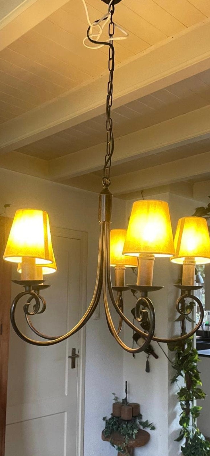 Mooie lamp met lichtgroene en extra witte kapjes, Ophalen, Gebruikt, Textiel