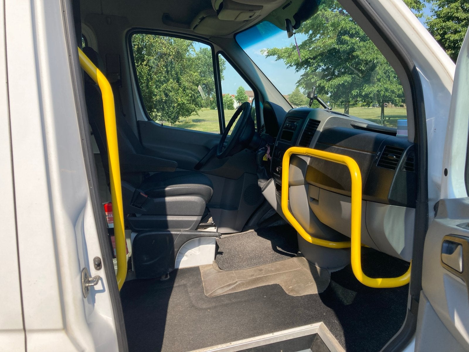 Mercedes-Benz Sprinter Combi 2.1 211 CDI Combi AUT 2010 Wit, Automaat, Achterwielaandrijving, 2000 kg, 255 €/maand