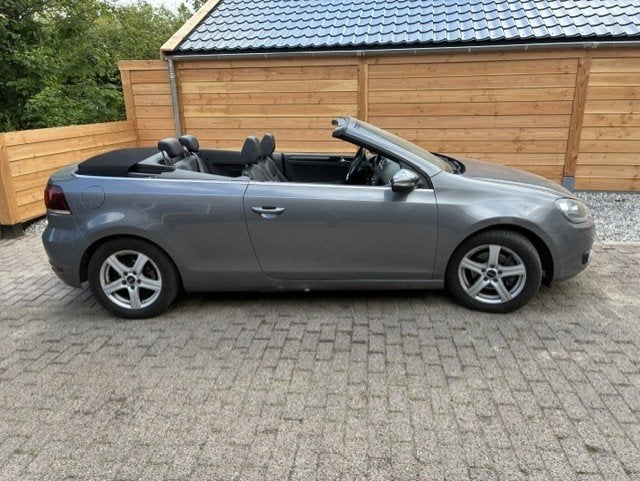 Volkswagen Golf 1.2 TSI 77KW BMT Cabrio 2013 Grijs airco, Auto's, Voorwielaandrijving, Euro 5, 1321 kg, Zwart
