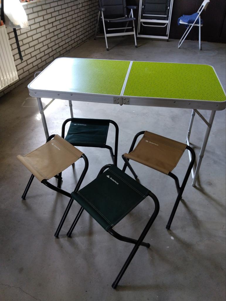 Campingtafel met 4 krukjes - Ideaal voor kamperen, Ophalen