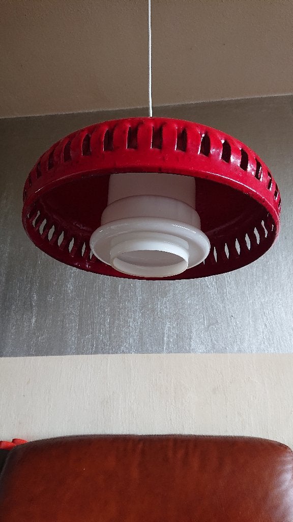 Rood emaillen met melkwit glas retro lamp Scandinavisch, Huis en Inrichting, Ophalen, Gebruikt, Scandinavisch, modern, post modern