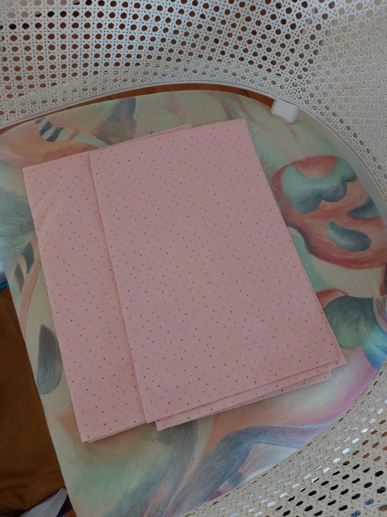 Roze lap / gekleurde spikkels / 87x140 / 2 x / prijs p stuk, 120 cm of meer, Nieuw, Ophalen of Verzenden, Roze