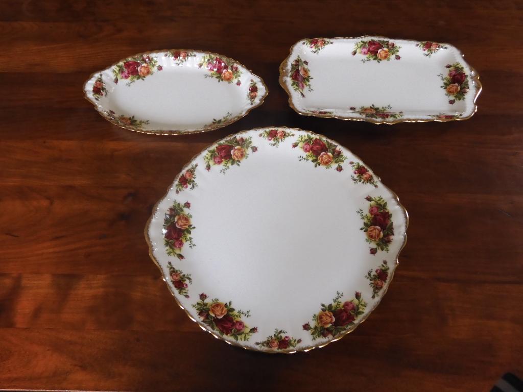 Royal Albert , Old Country Roses, Ophalen, Zo goed als nieuw, Porselein, Kop en/of schotel