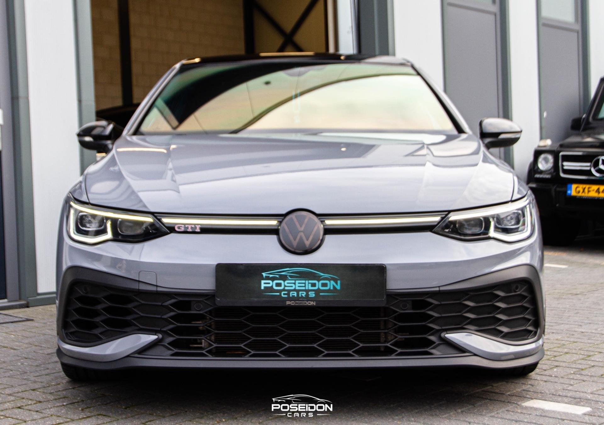 Volkswagen Golf 2.0 TSI GTI CLUBSPORT | PANORAMADAK | HEAD-U, 4 cilinders, 1984 cc, Alcantara, Automatische klimaatregeling