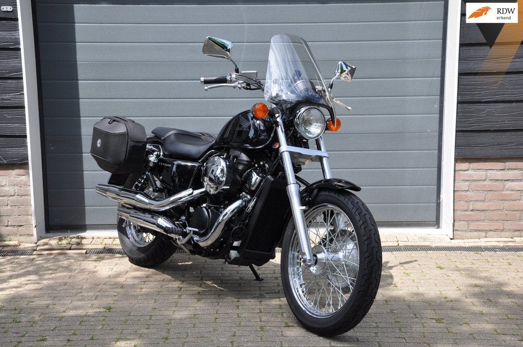 Honda VT 750 S Shadow 2350 km, leuke extra's, 745 cc, Chopper, Bedrijf, 12 t/m 35 kW