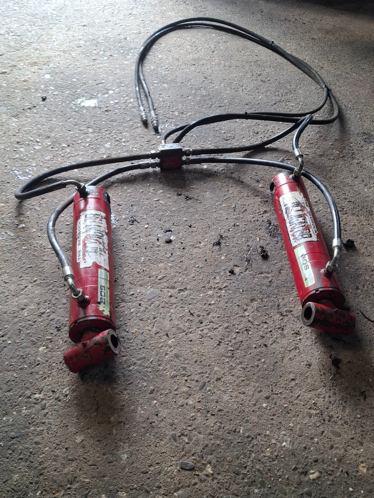 Hydraulische cilinders met verdeler, Ophalen, Gebruikt, Overige typen