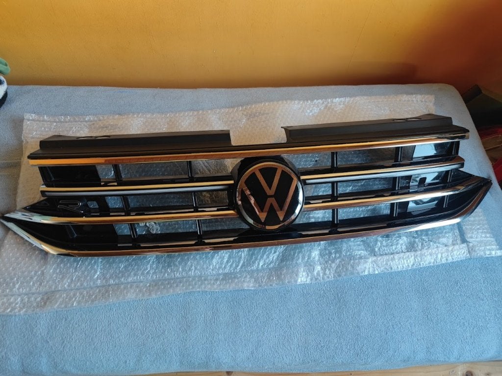vw tiguan allspace,R-line,grille met led licht,2021-26, Ophalen of Verzenden, Zo goed als nieuw