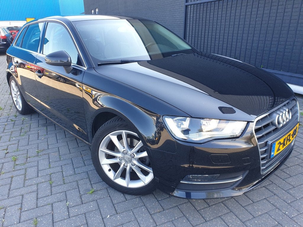 Audi A3 Sportback 1.4 TFSI Ambition Pro Line, Voorwielaandrijving, Euro 5, Gebruikt, 4 cilinders