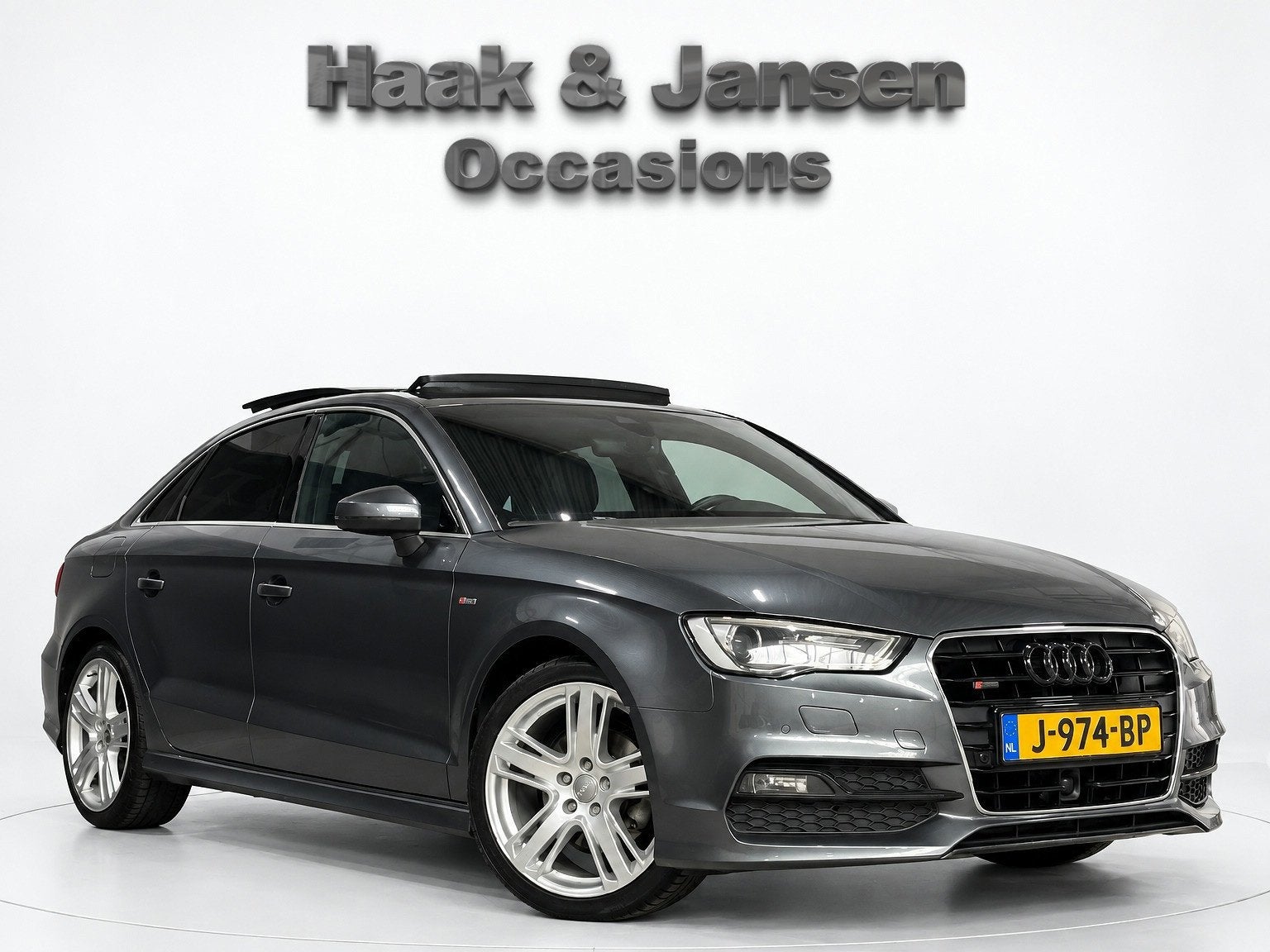 Audi A3 Limousine 1.4 TFSI Ambiente Pro Line - Pano - ACC, Gebruikt, 4 cilinders, 150 pk, Sedan