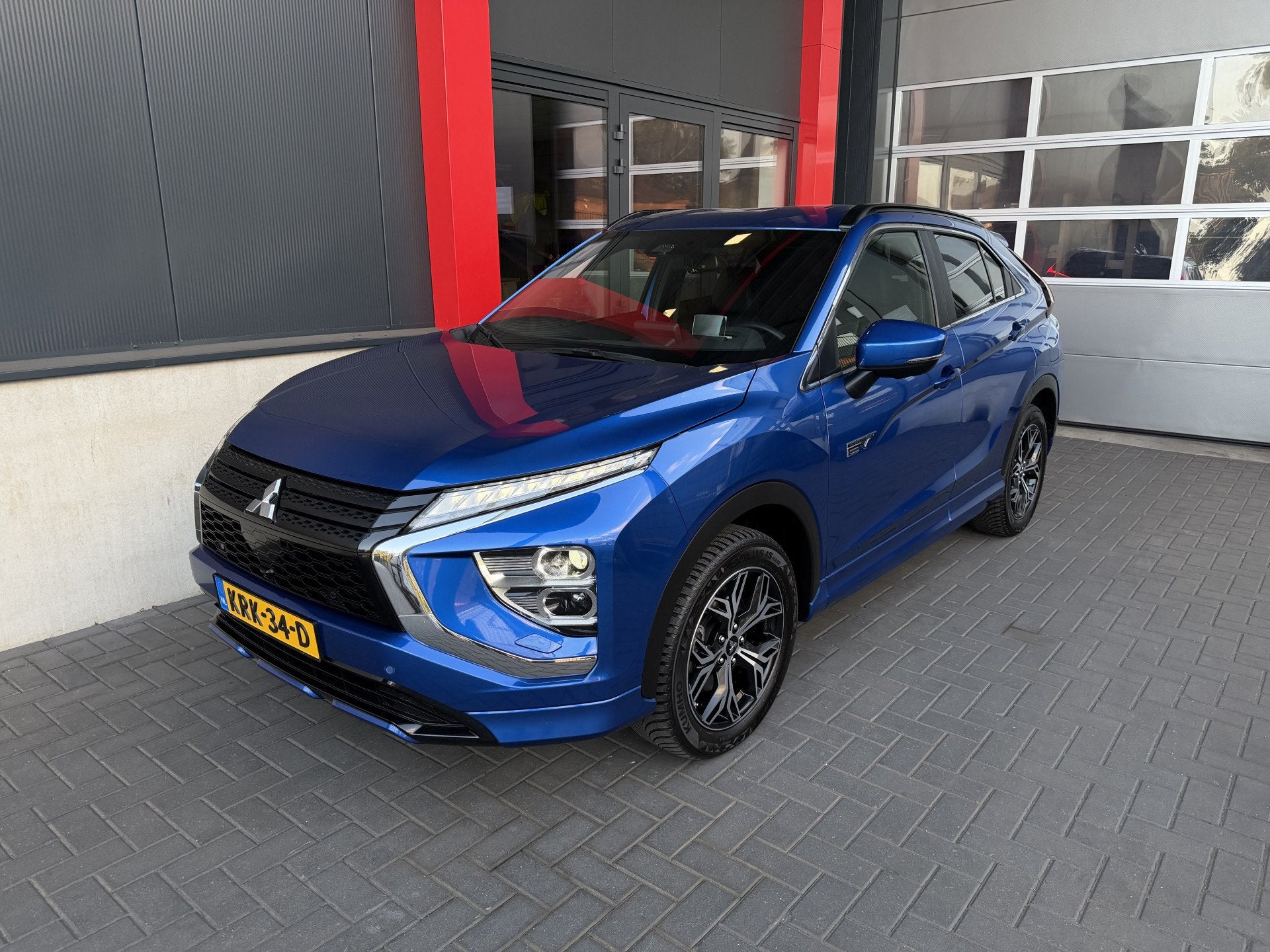 Mitsubishi Eclipse Cross 2.4 PHEV Black Edition HUD Leder AC, Auto's, Automaat, Blauw, Bedrijf, Vierwielaandrijving