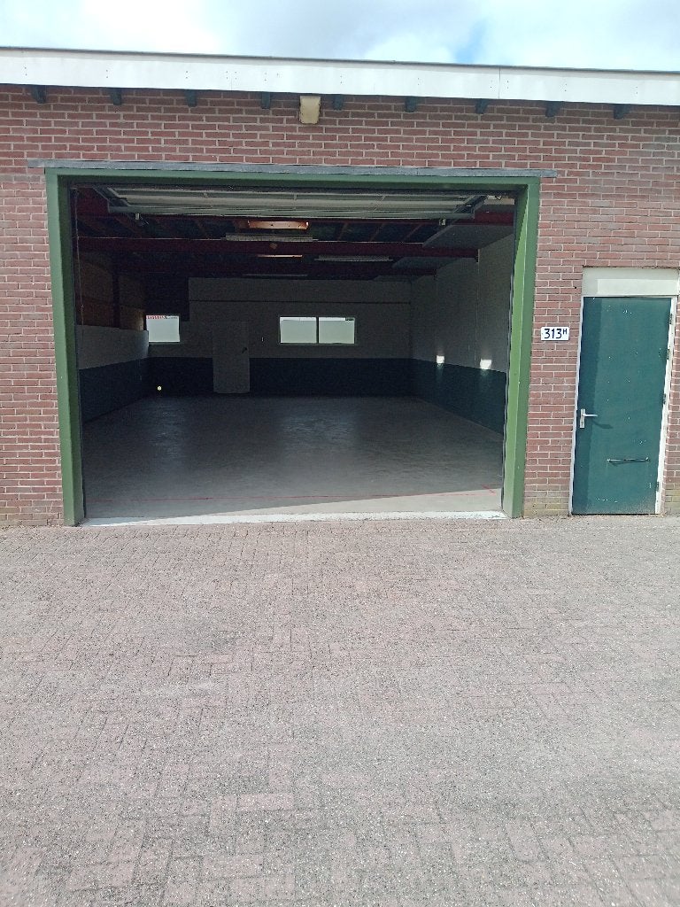 2 x loods te huur. 230 a .      .120m2 per stuk, 120 m², Huur, Opslag of Loods
