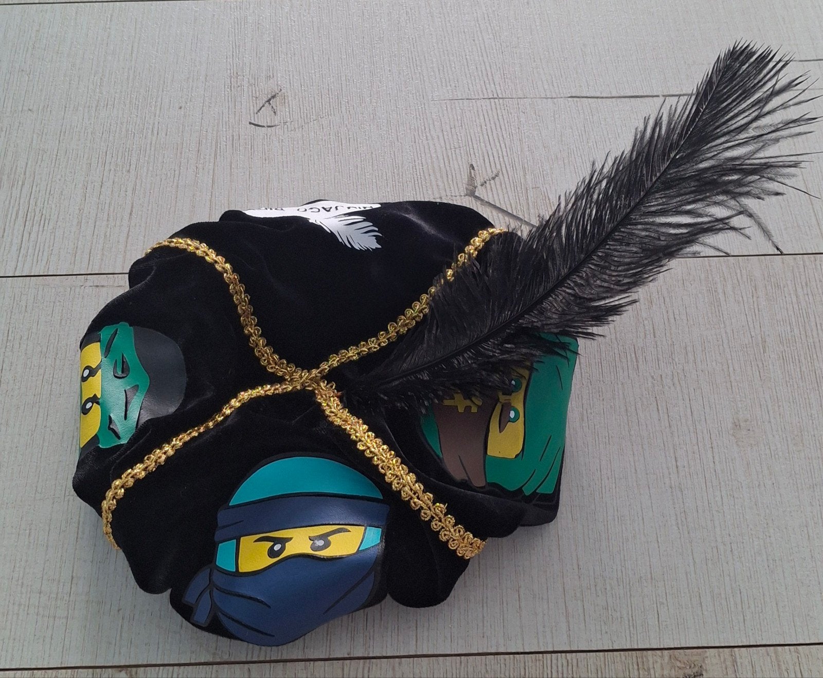 Ninjago pietenmuts zwart, Kinderen en Baby's, Carnavalskleding en Verkleedspullen, Ophalen of Verzenden, Nieuw, Jongen of Meisje