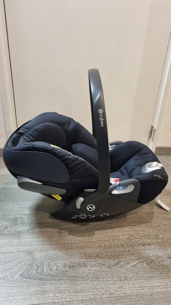 Cybex Cloud Z i-size + Base Z (isofix), Gebruikt, Isofix, 0 t/m 13 kg, Verstelbare rugleuning