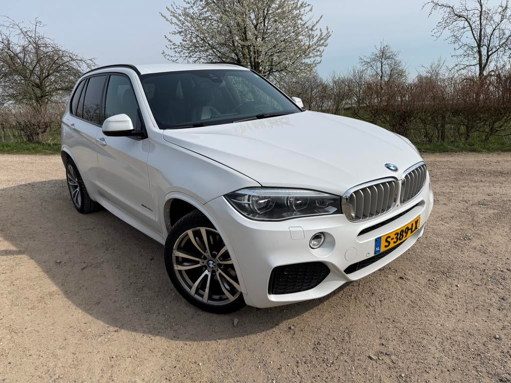BMW X5 Xdrive40e Iperformance211pk Aut 2016 Wit, Auto's, BMW, Particulier, X5, Hybride Elektrisch/Benzine, Plug-in hybride, SUV of Terreinwagen