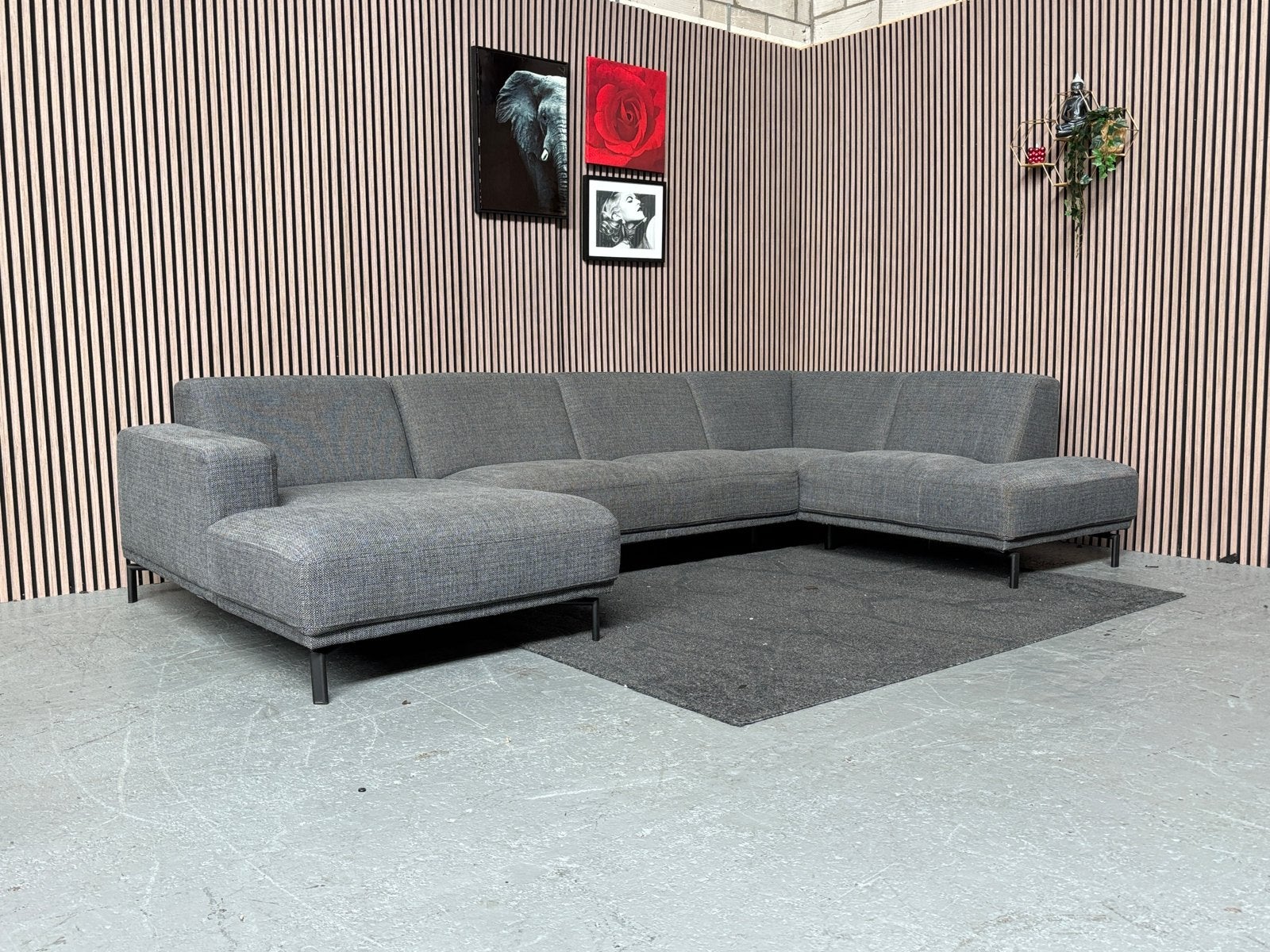 Foto 2 van GRATIS LEVERING Montel Star U-Bank 350x200x160 GEREINIGD