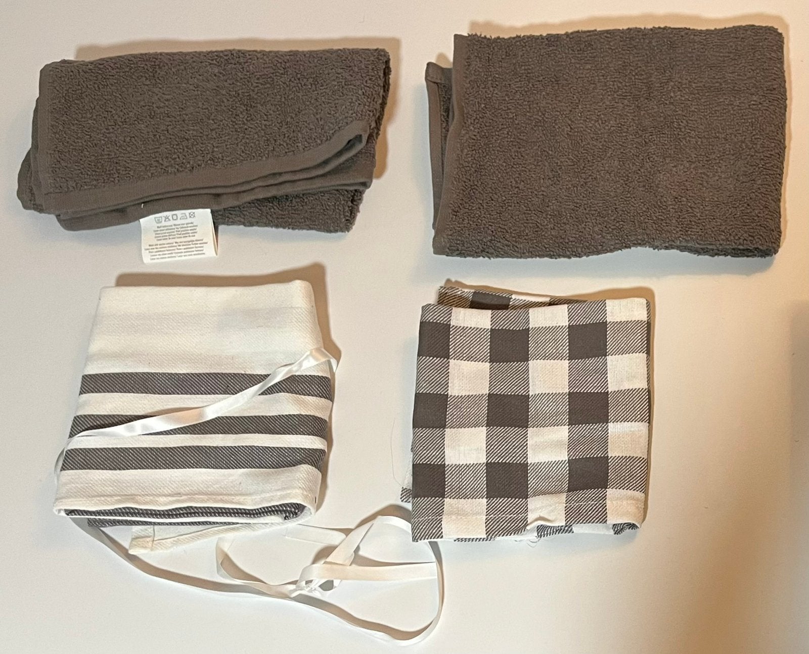Keukenlinnen set: theedoeken en handdoeken, Wasbaar, Zo goed als nieuw, Grijs, Theedoek of Handdoek