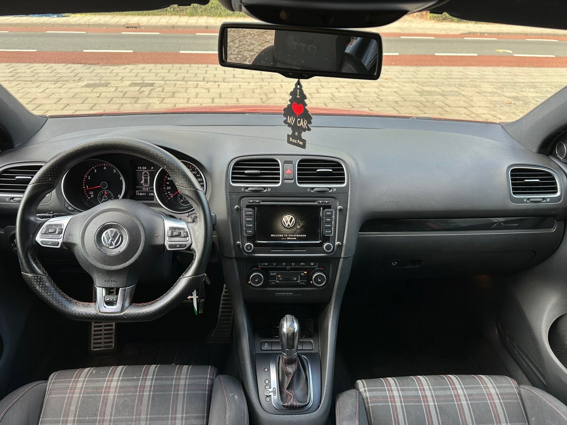 Volkswagen Golf 2.0 GTI / AUT / Xenon / PDC / Dynaudio / LED, Euro 5, Stof, Gebruikt, 4 cilinders