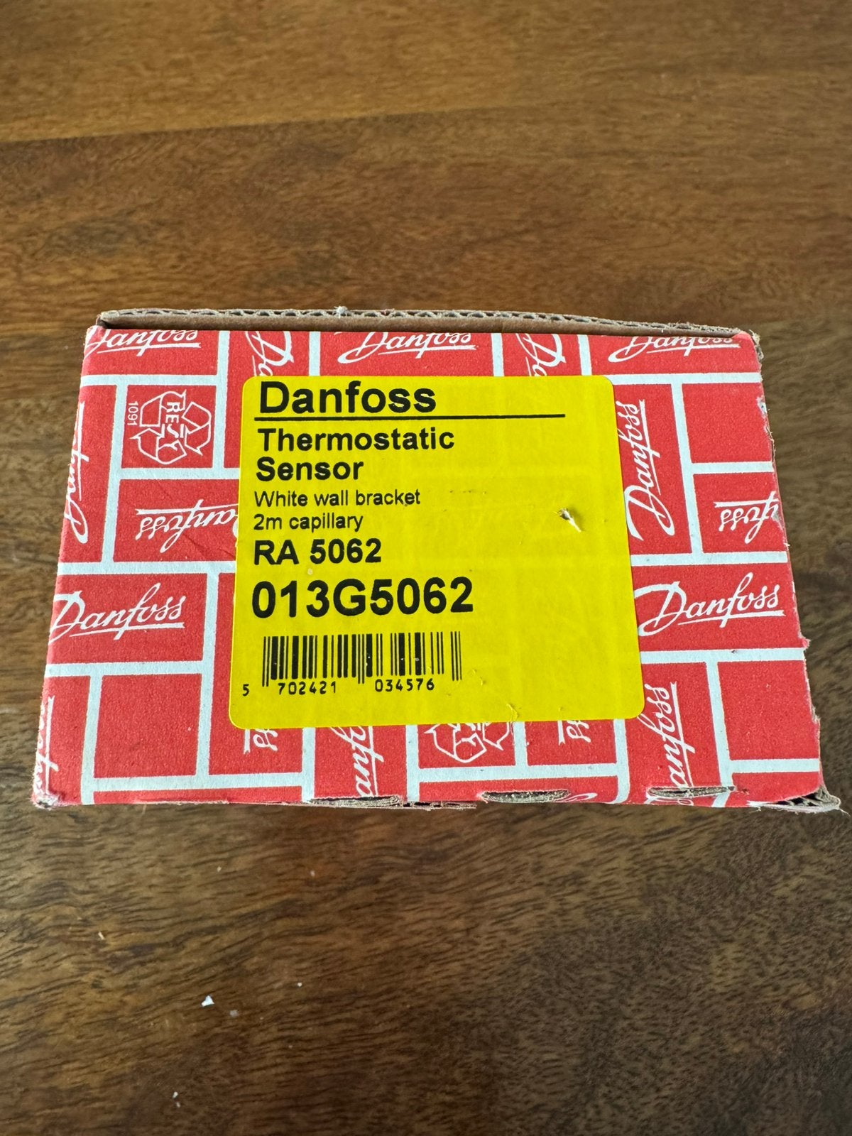 Danfoss thermostaat voor radiator kraan met afstands voeler, Doe-het-zelf en Verbouw, Verwarming en Radiatoren, Ophalen of Verzenden