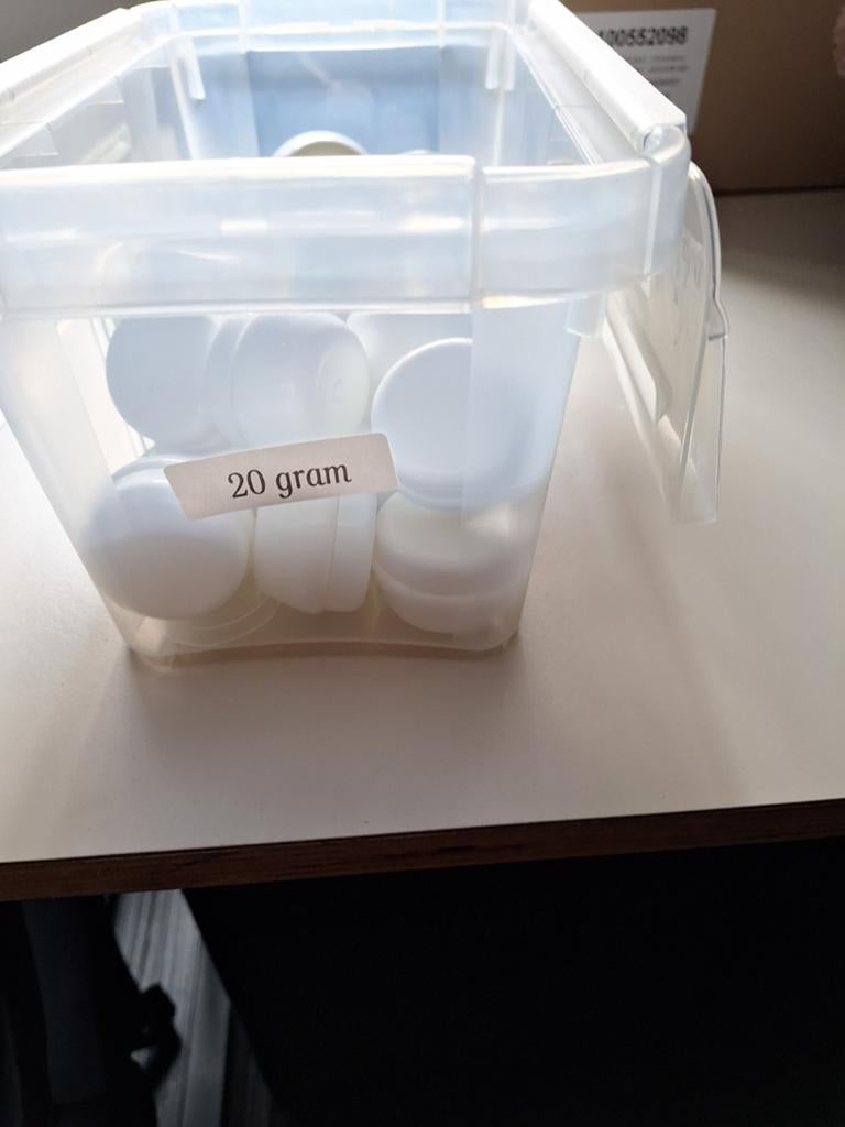 Creme potjes, Ophalen of Verzenden, Nieuw, Overige kleuren, Handen en Nagels