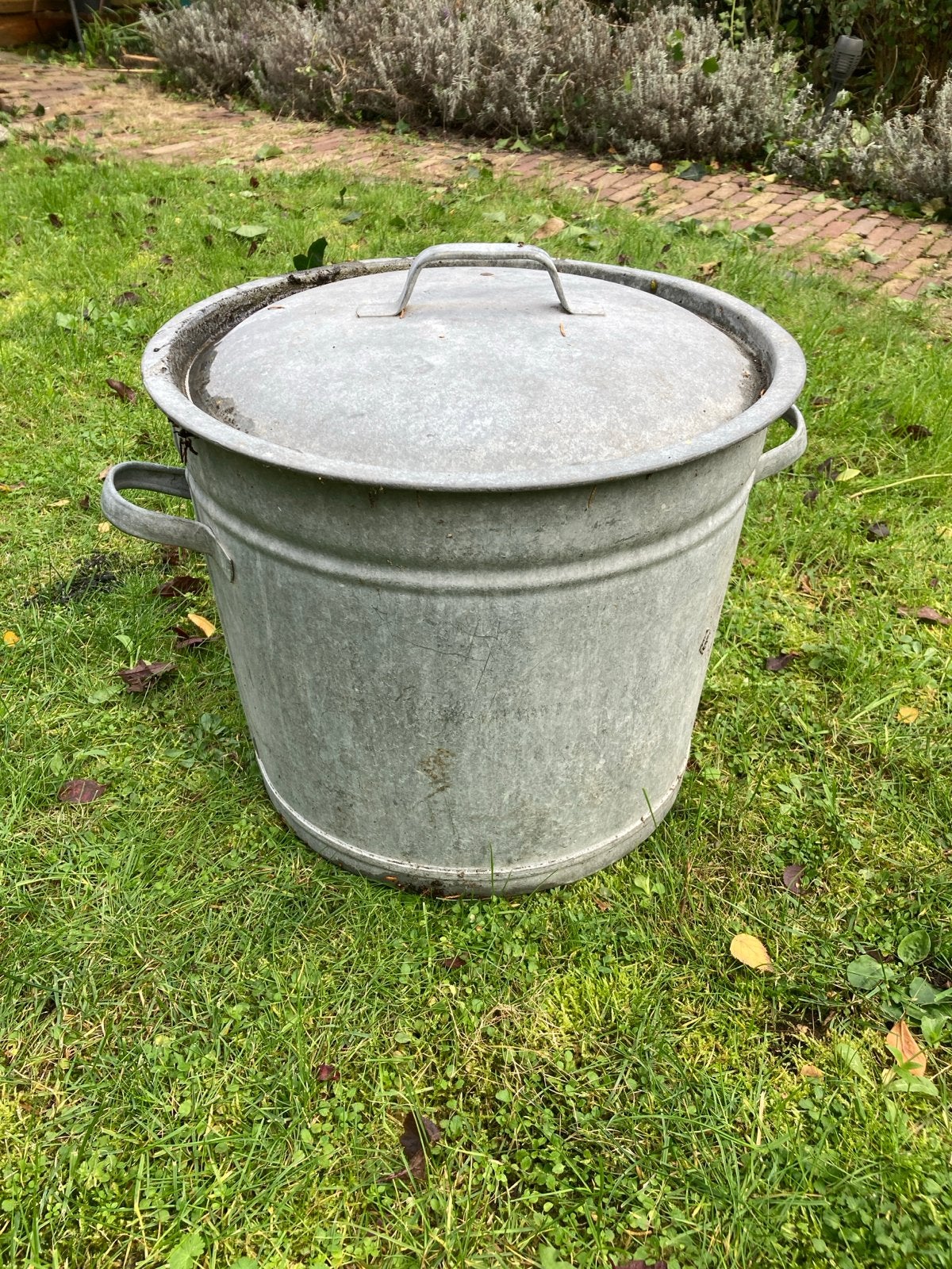 Grote zinken emmer met deksel - 40 cm hoog, Ophalen