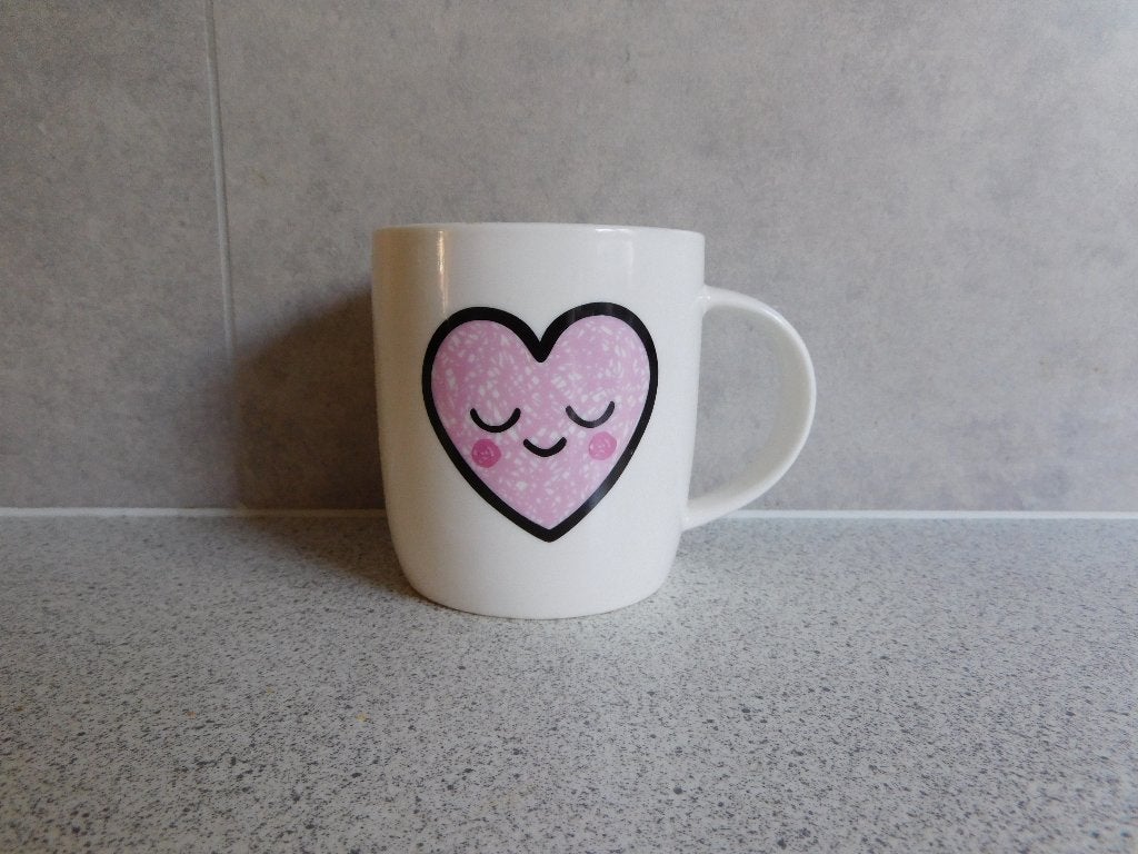 Mok 9x8,5 cm. All you need is LOVE Ale-Hop, Overige merken, Ophalen of Verzenden, Zo goed als nieuw, Overige stijlen