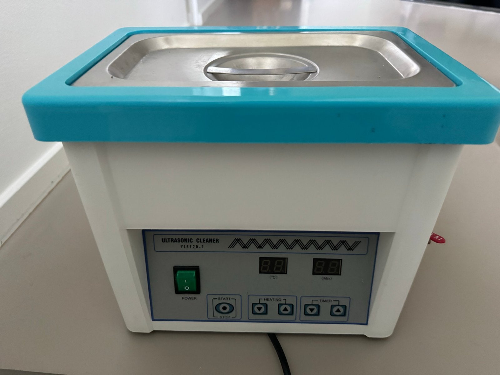 Ultrasone reiniger 5L met verwarming en timer, Ophalen of Verzenden, Zo goed als nieuw