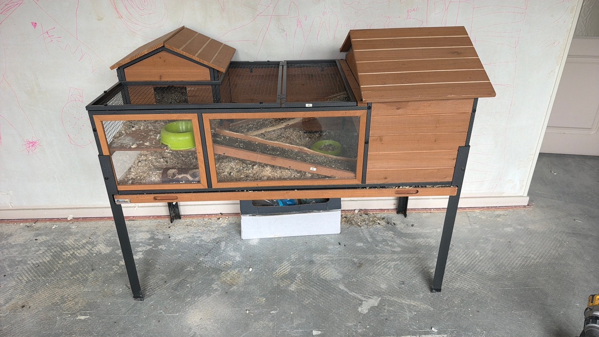 2 cavias incl hok, Dieren en Toebehoren, Knaagdieren en Konijnen | Hokken en Kooien, 110 cm of meer, Zo goed als nieuw, Hok, Cavia