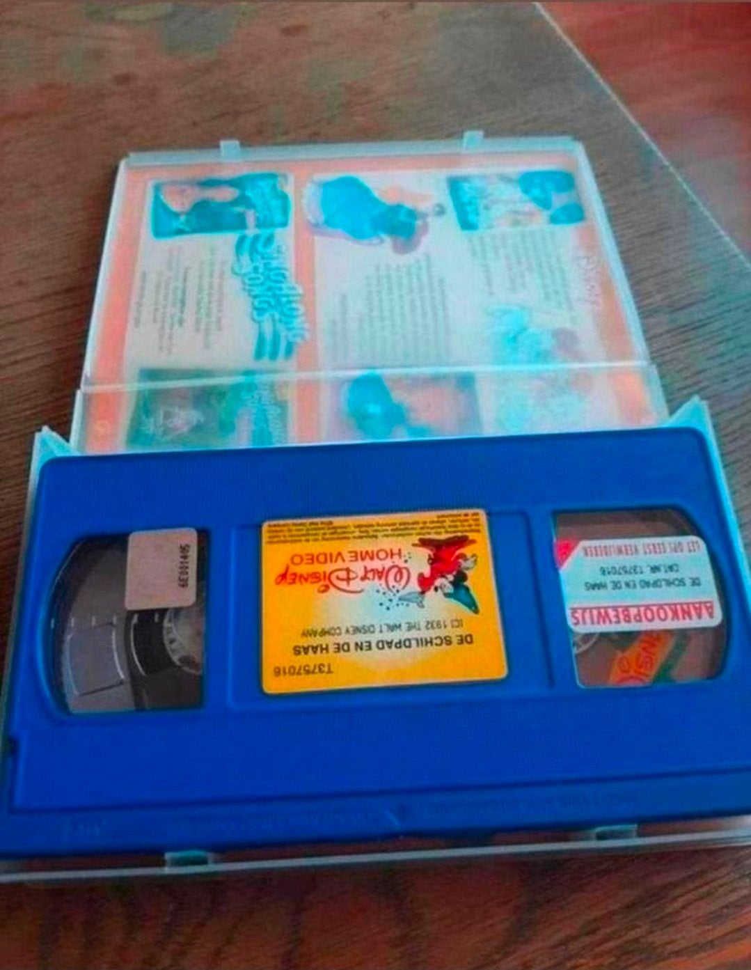 Disney Schildpad en de haas videoband., Cd's en Dvd's, Gebruikt, Tekenfilm, Alle leeftijden, Ophalen of Verzenden