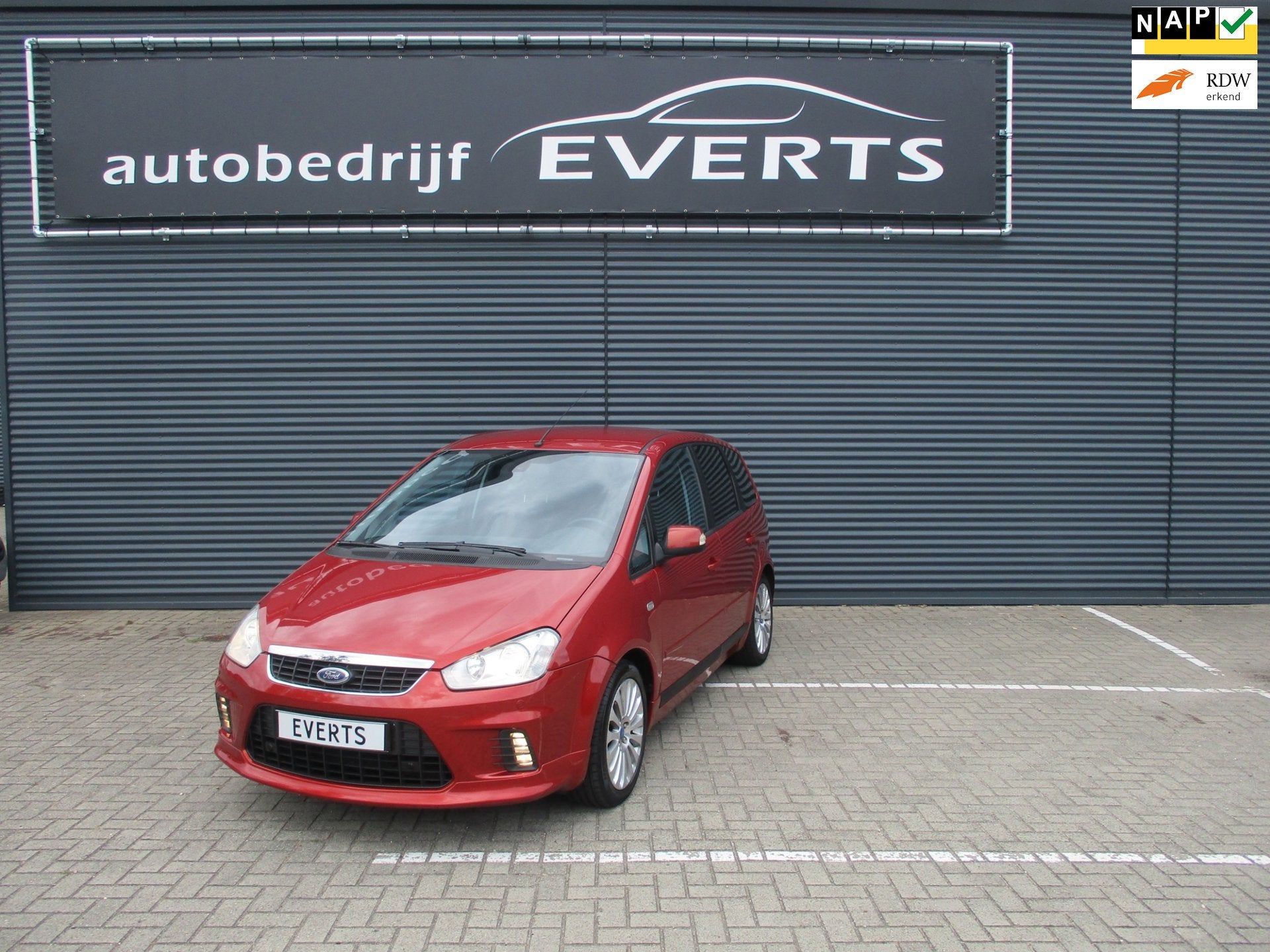 Ford C-Max 2.0-16V Titanium Automaat zeer mooie en complete, Stof, Gebruikt, Zwart, Origineel Nederlands