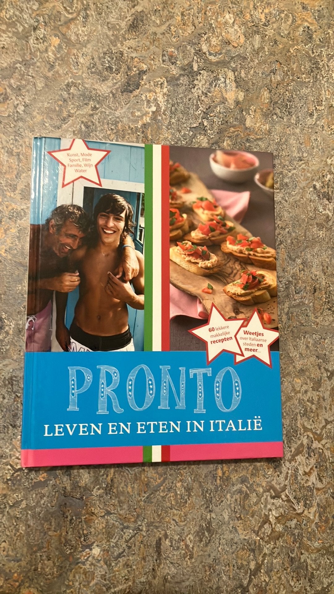 Pronto- leven en eten in italie, Ophalen of Verzenden, Zo goed als nieuw, Italië