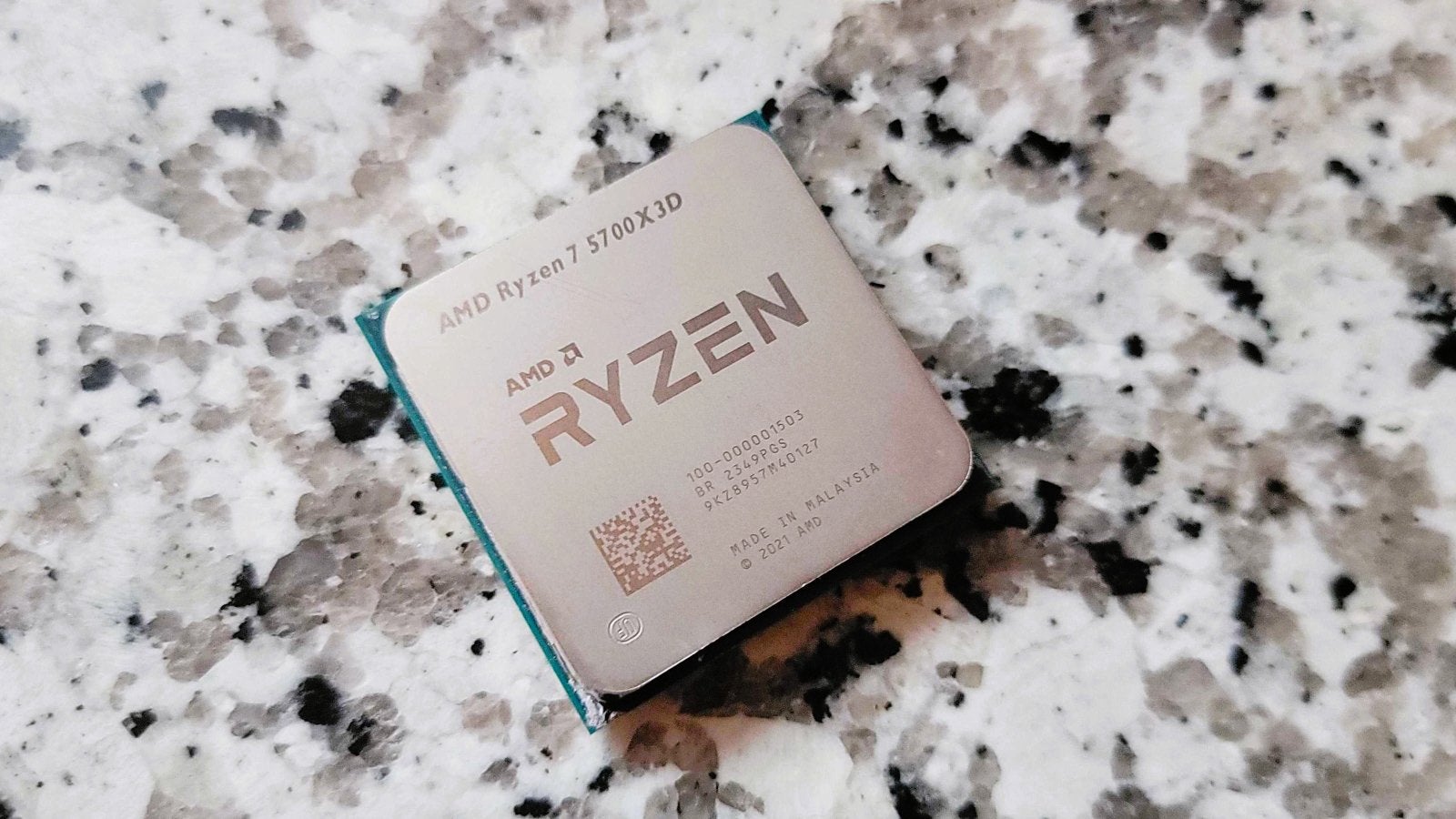 Gezocht: ryzen 7 5700x3d of ryzen 7 5800x3d, Computers en Software, Ophalen of Verzenden, Zo goed als nieuw, 3 tot 4 Ghz